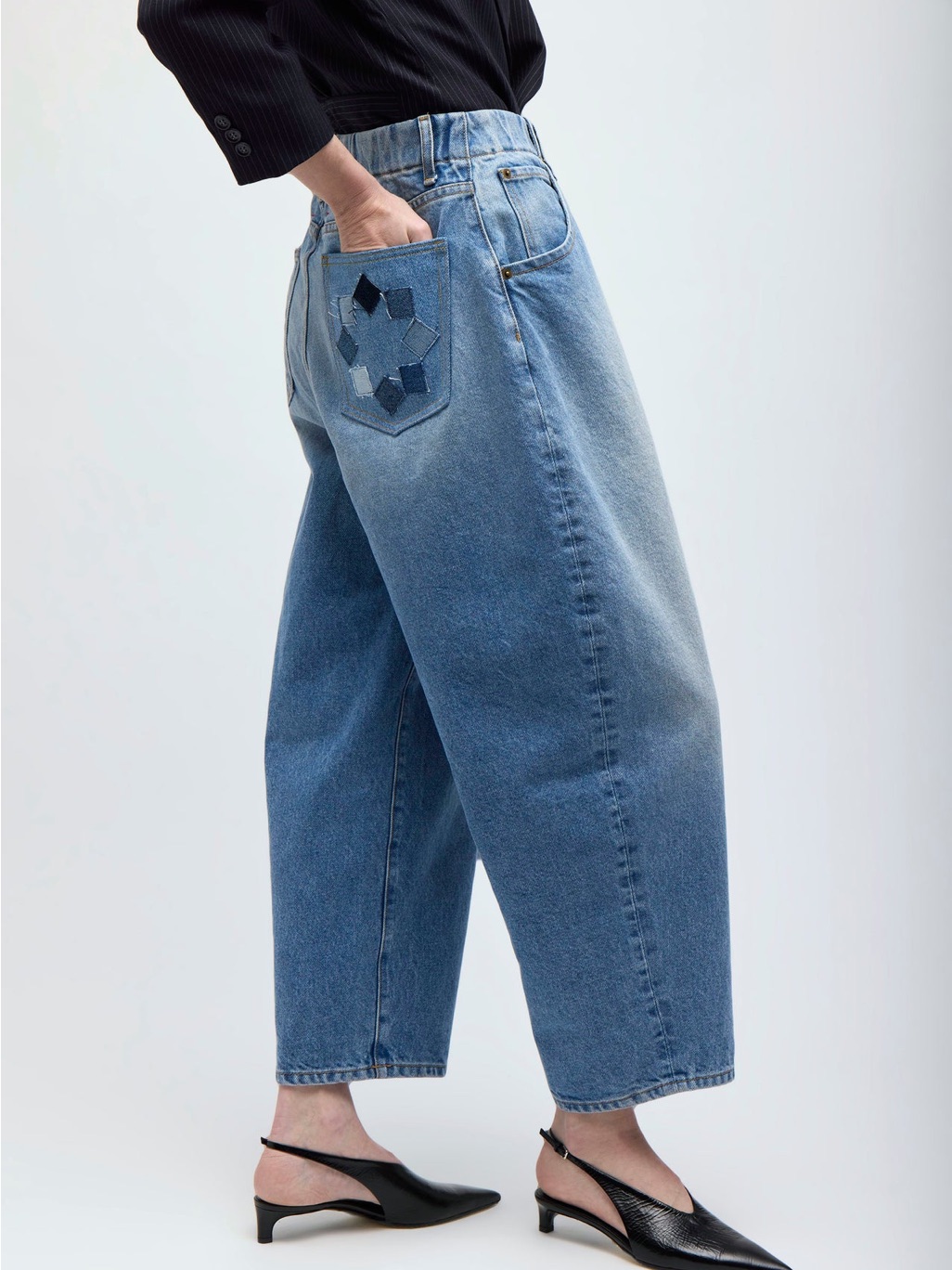 Rentrayage Women’s Silverlake Elastic Waist Light Wash Jeans With Patch Pocket